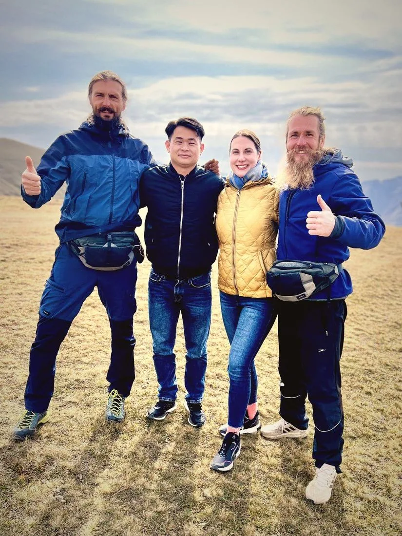 Гости Gudauri Adventure после полёта с командой SkyAtlantida